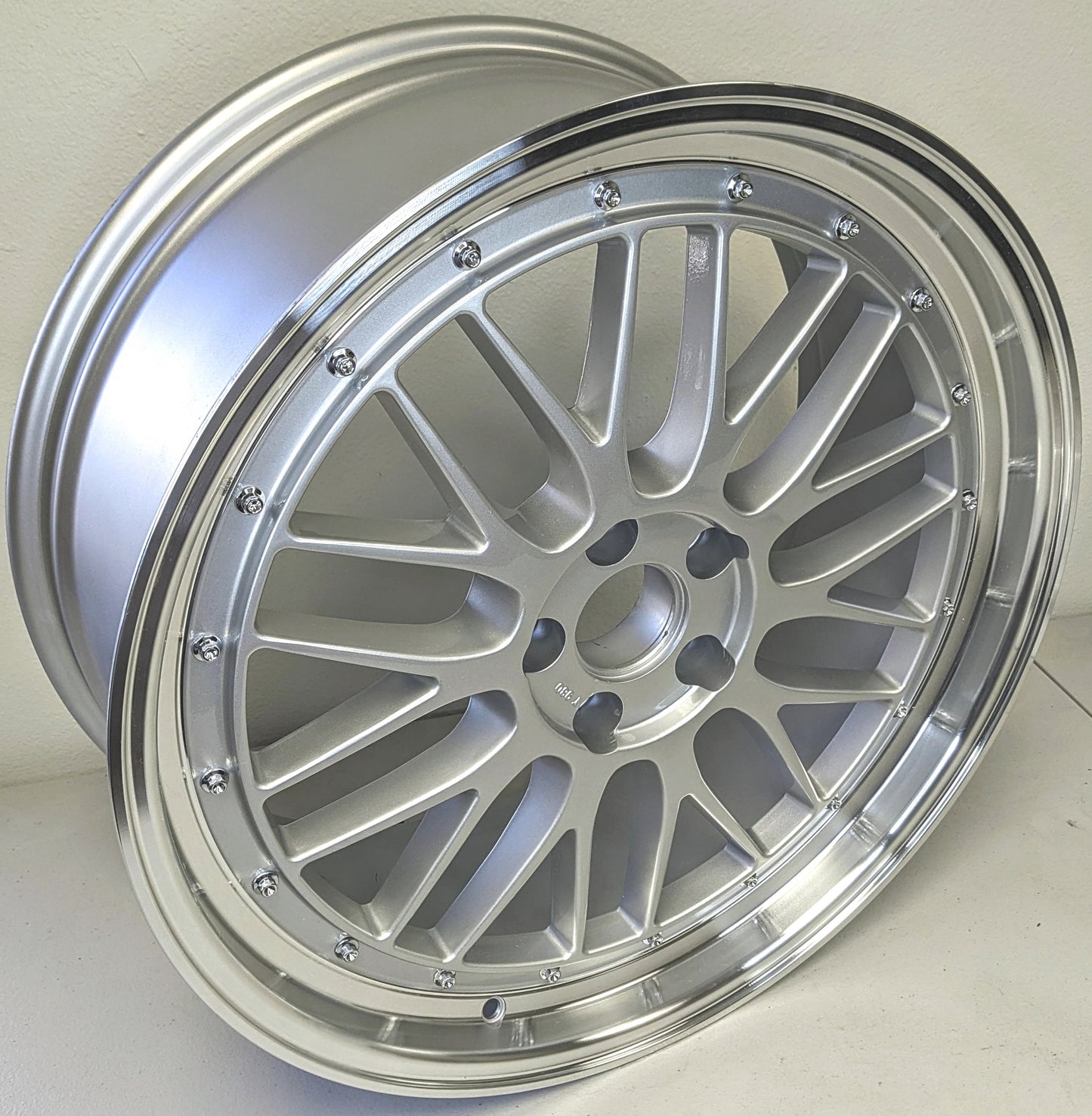 Set of 4 Wheels 20" x 8.5" Silver Mesh Machined Wheels Rims