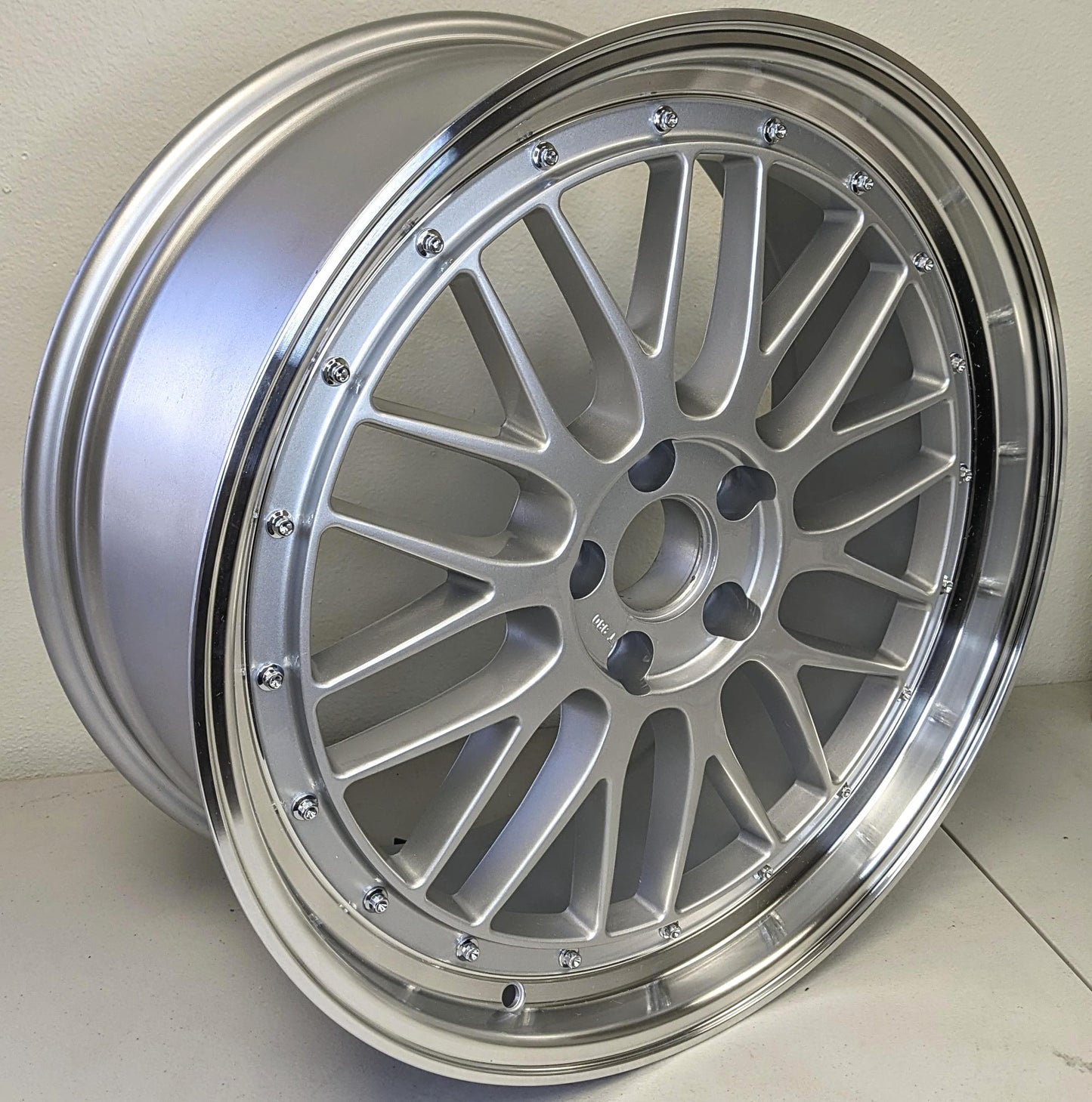 Set of 4 Wheels 20" x 8.5" Silver Mesh Machined Wheels Rims