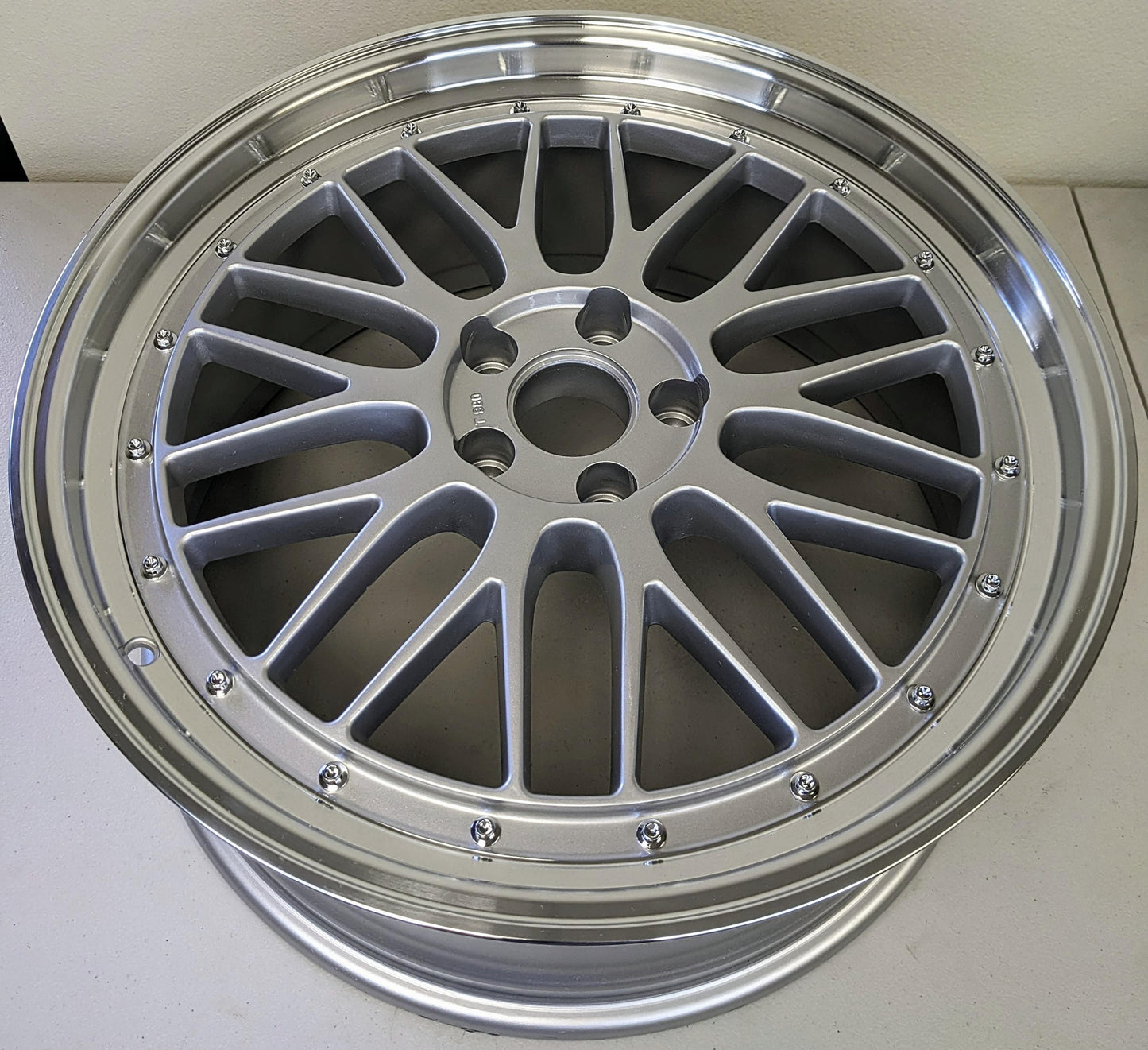 Set of 4 Wheels 20" x 8.5" Silver Mesh Machined Wheels Rims