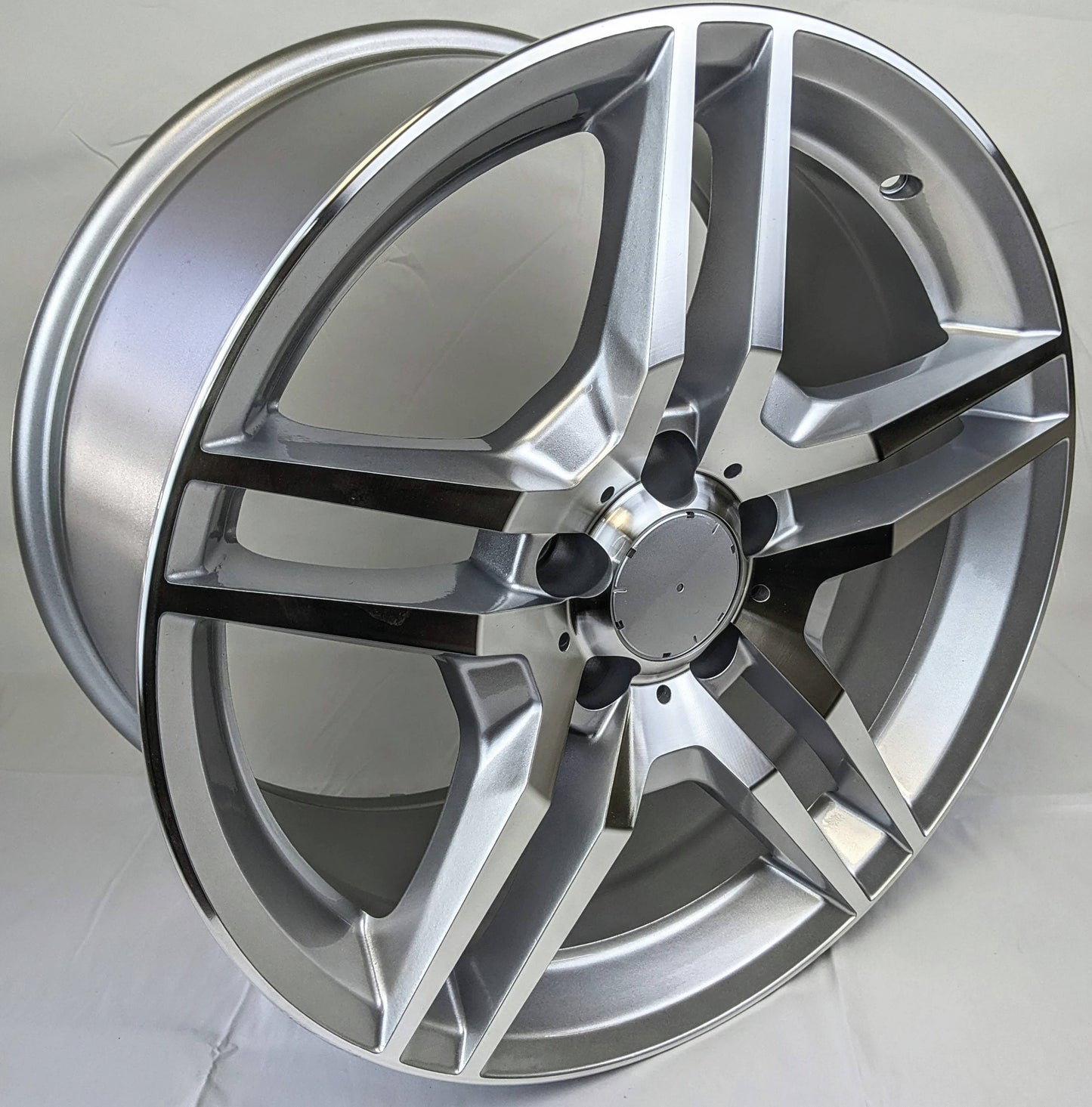 Set of 4 Wheels 18" x 8.5" and 18" x 9.5" Silver Machined Rims