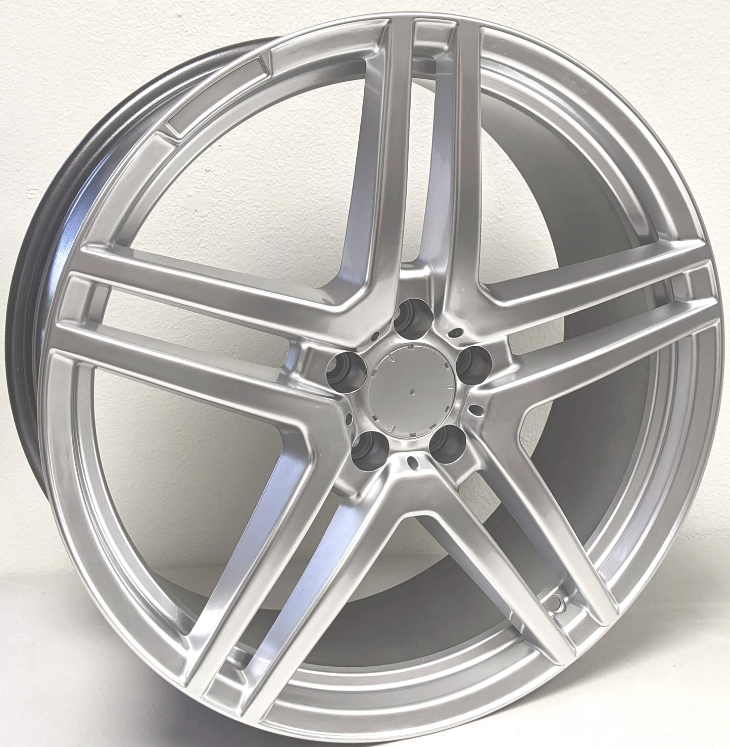 Set of 4 Wheels 20" x 8.5" and 20" x 9.5 Silver Machined Rims