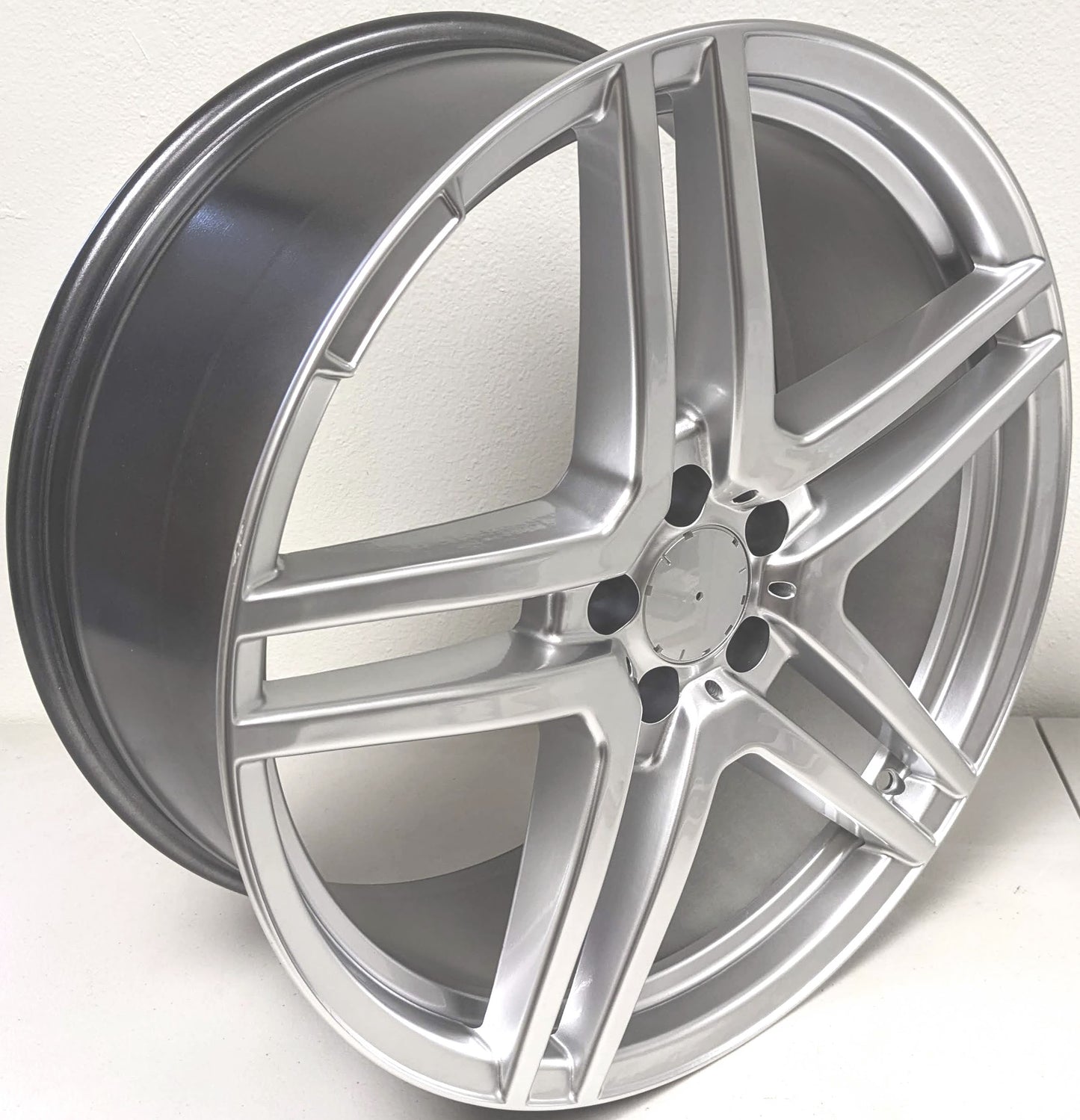 Set of 4 Wheels 20" x 8.5" and 20" x 9.5 Silver Machined Rims