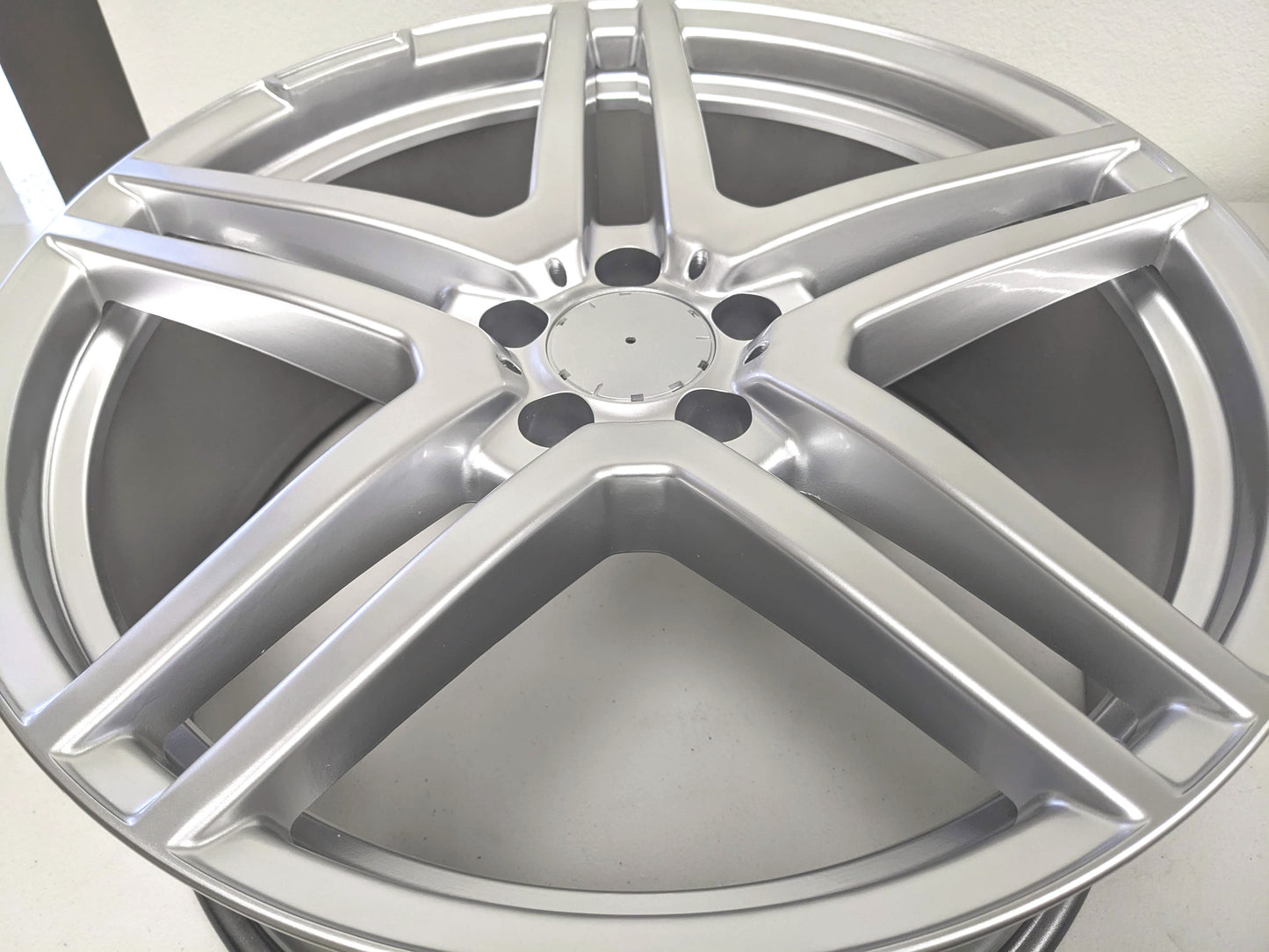 Set of 4 Wheels 20" x 8.5" and 20" x 9.5 Silver Machined Rims