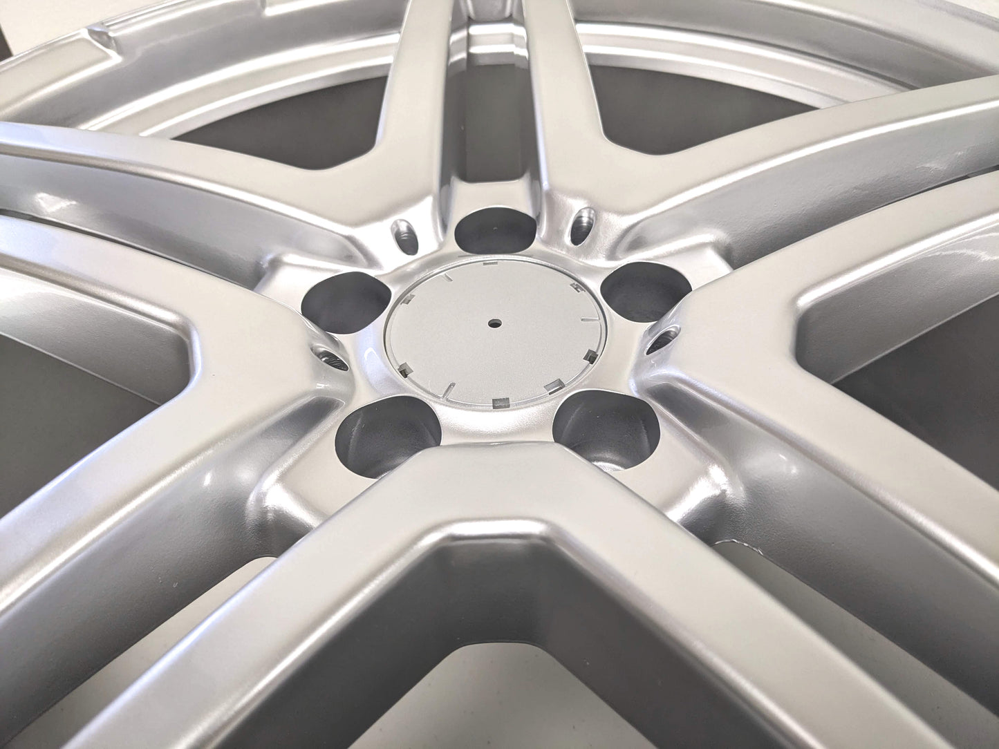 Set of 4 Wheels 20" x 8.5" and 20" x 9.5 Silver Machined Rims