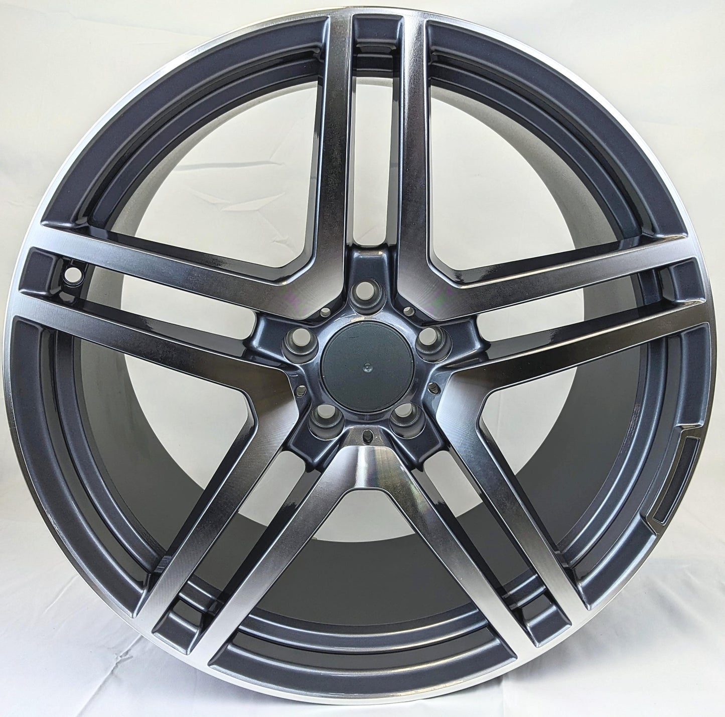 Set of 4 18" x 8.5" and 18" x 9.5" Gunmetal Machined Split Spoke Rims Wheels