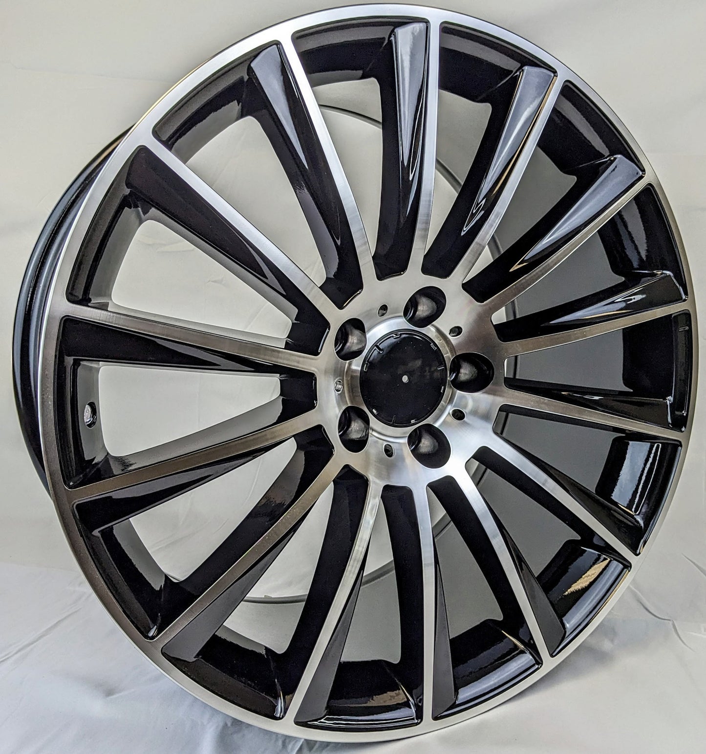 Set of 4 Wheels 18" x 8.5" and 18" x 9.5 Black Machined Rims