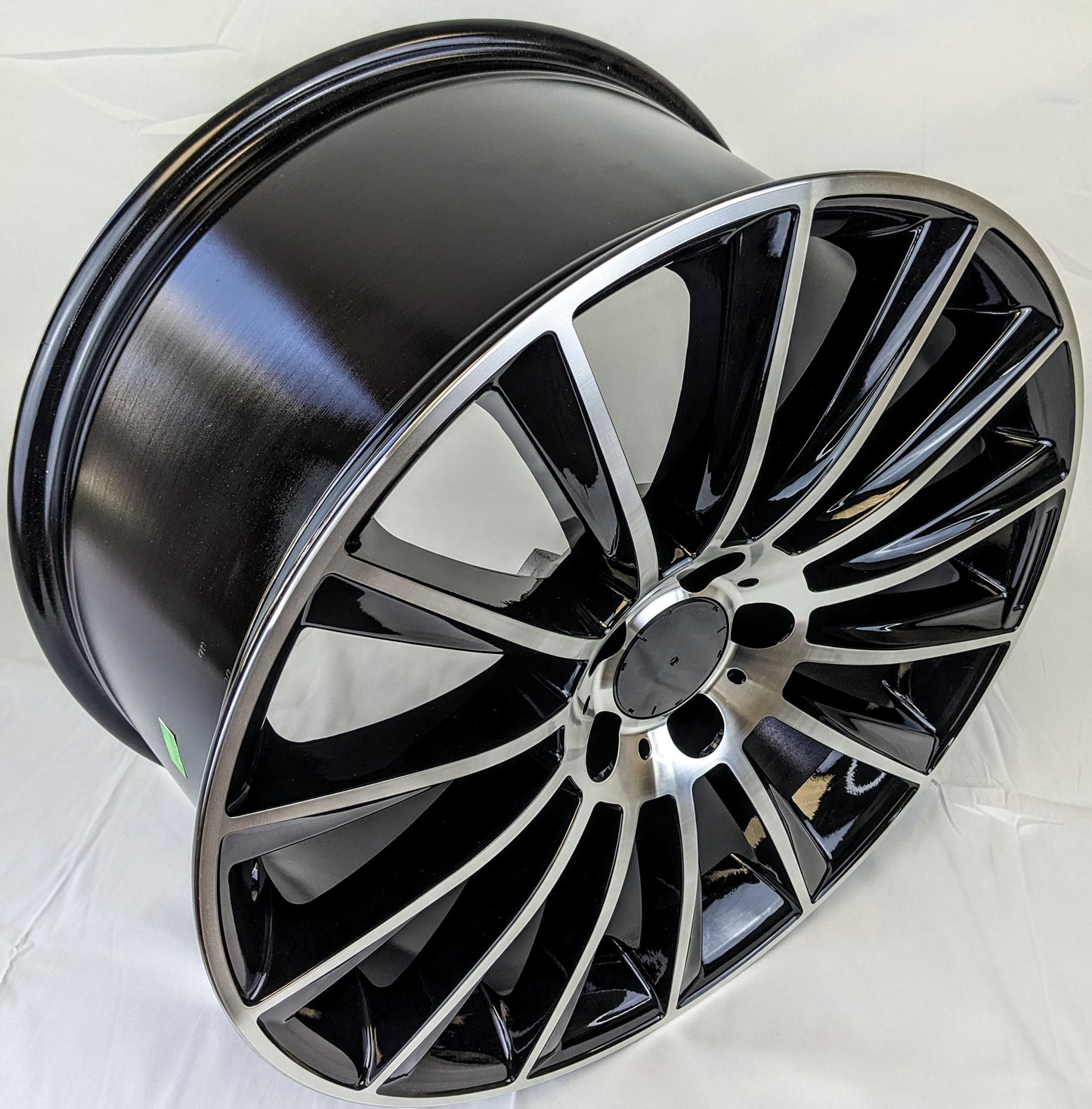 Set of 4 Wheels 18" x 8.5" and 18" x 9.5 Black Machined Rims