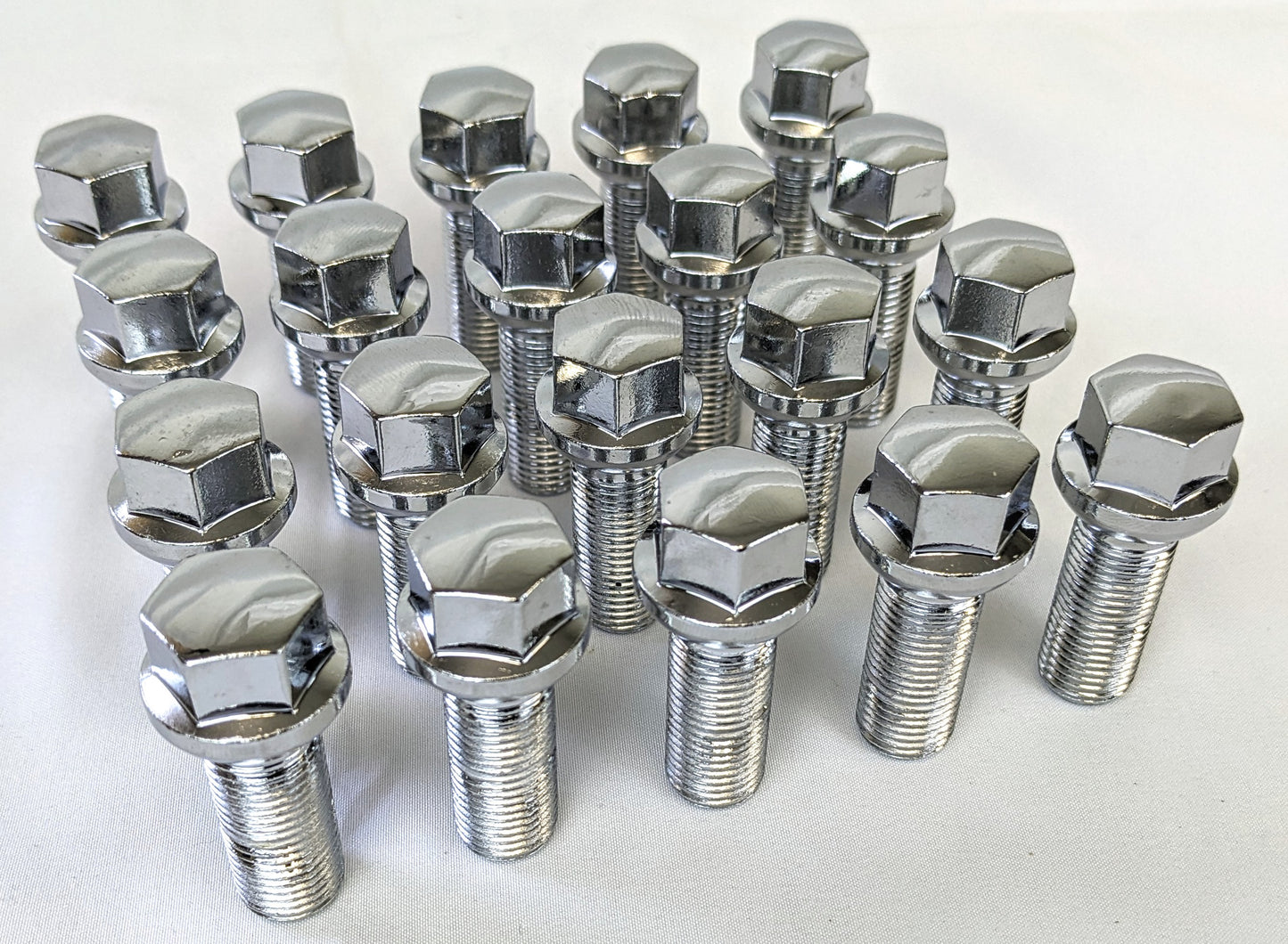 Custom-Sized Chrome Lug Bolts