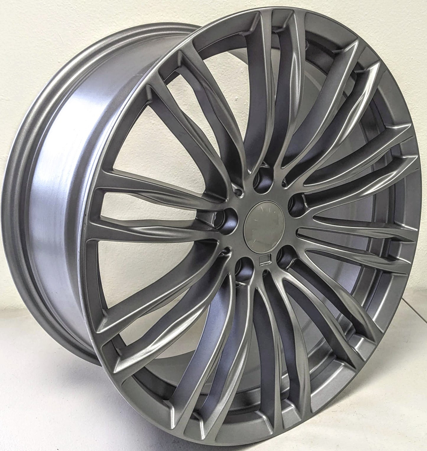 Set of 4 Wheels 19" x 8.5" and 19" x 9.5" Gray Wheels Rims