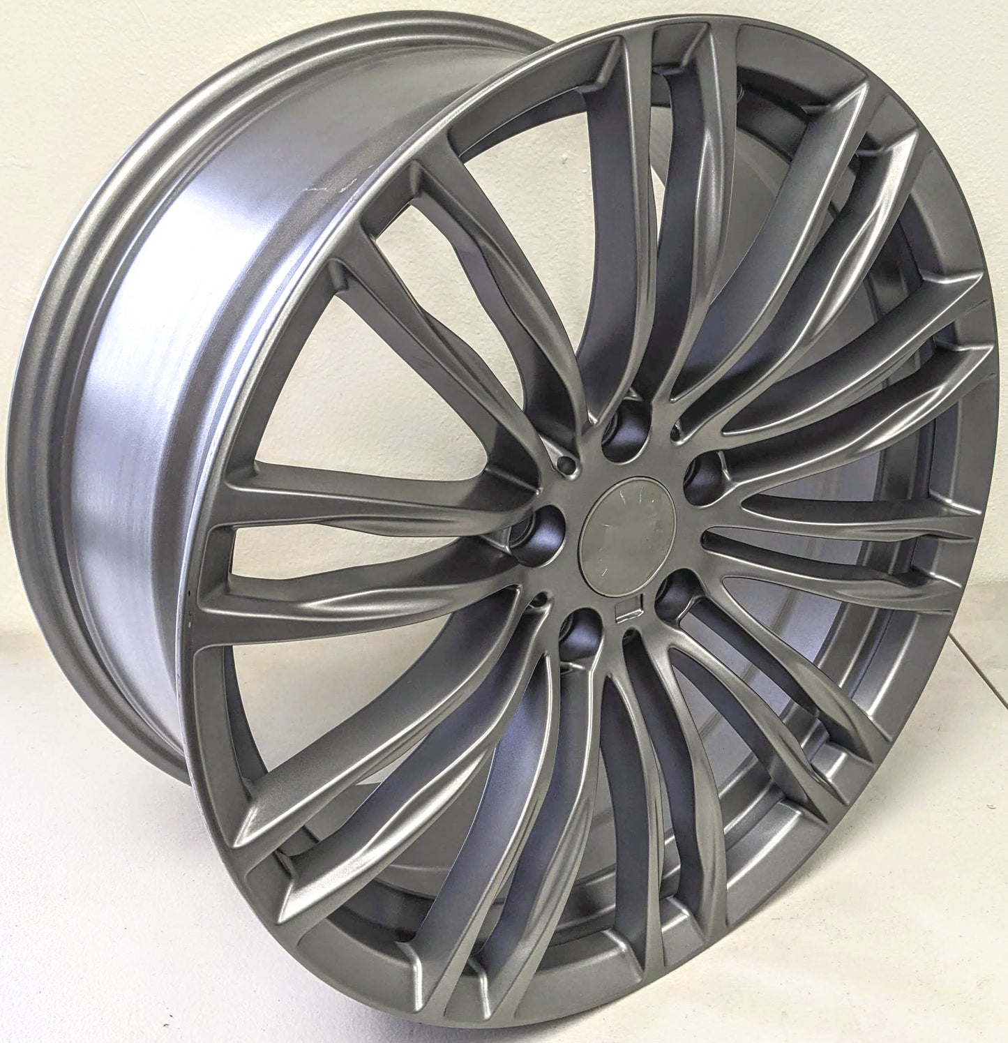 Set of 4 Wheels 19" x 8.5" and 19" x 9.5" Gray Wheels Rims