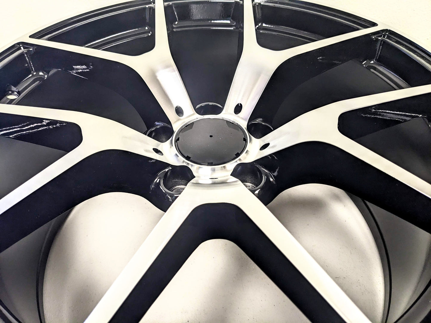 Set of 4 Wheels 20" x 8.5" and 20" x 9.5" Black Machined Rims